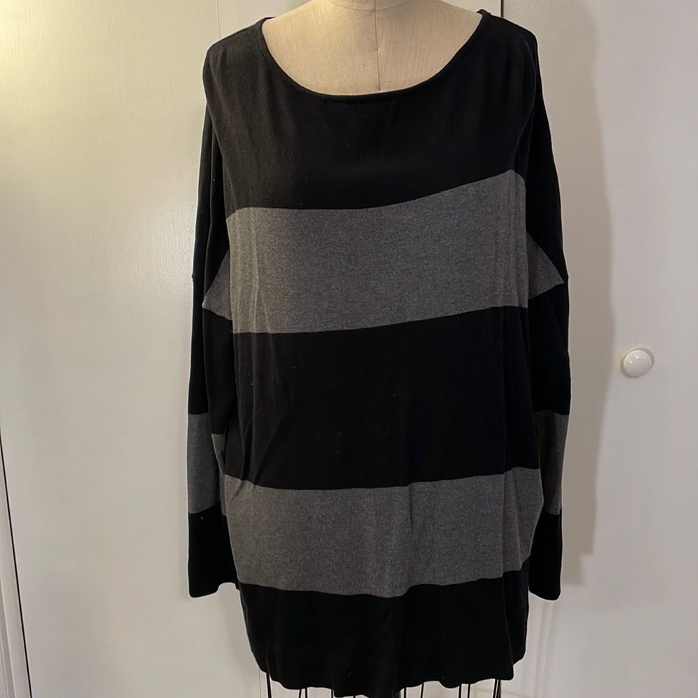 Chaps black and grey striped crew neck sweater - Picture 1 of 6